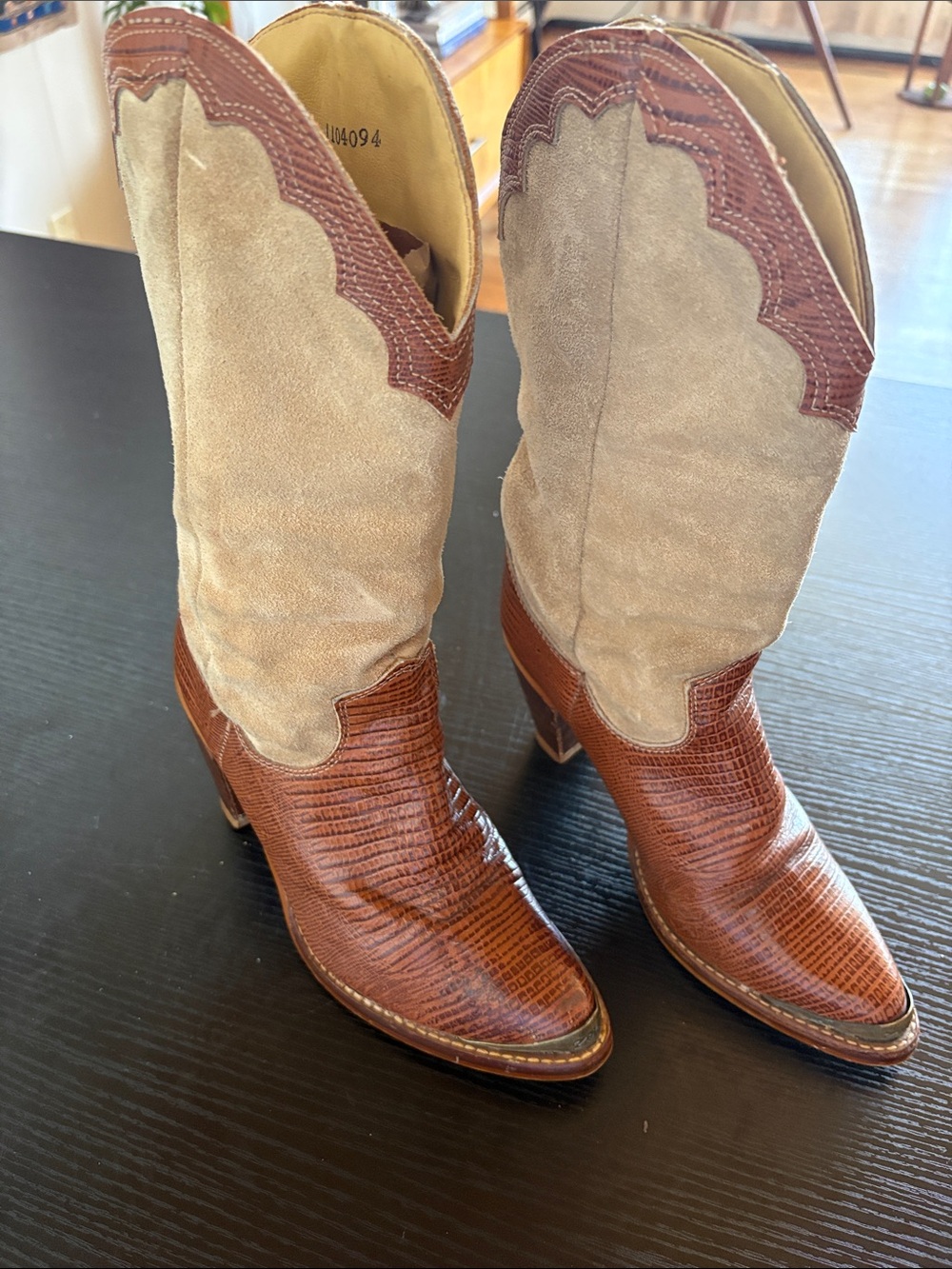 Vintage Zodiac Two-Tone Brown & Tan Western Heeled Boots